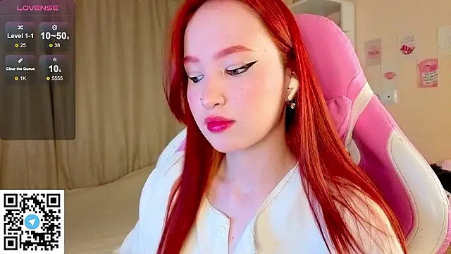 Snapshot of sunflare_ chatting on 02/28/26, 05:36 sunflare online show from 02/28/26, 05:36