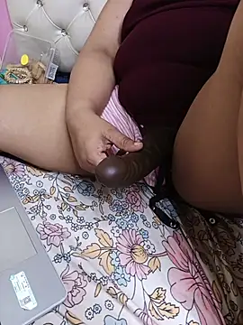 butterflyslay online show from 06/26/26, 04:22
