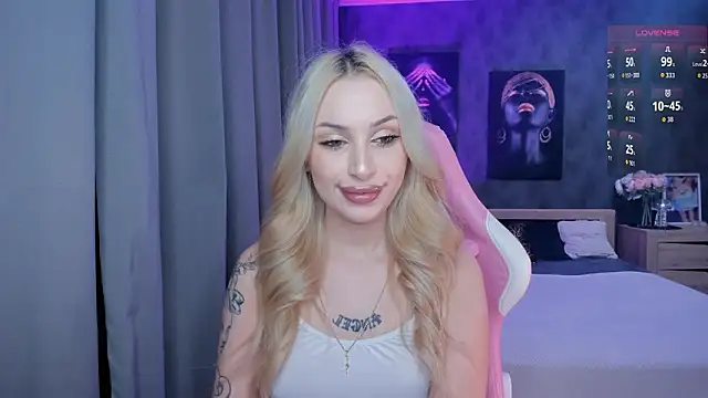 Snapshot of LanaMiracle chatting on 02/03/26, 04:10 LanaMiracle online show from 02/03/26, 04:10