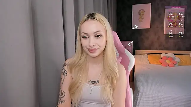 Snapshot of LanaMiracle chatting on 03/02/26, 05:08 LanaMiracle online show from 03/02/26, 05:08