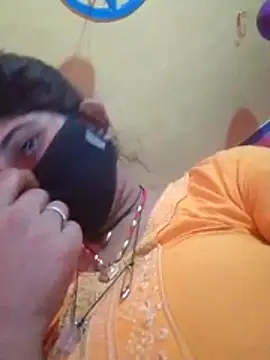 Snapshot of Aaisha_01 chatting on 01/17/26, 11:26 Aaisha 01 online show from 01/17/26, 11:26