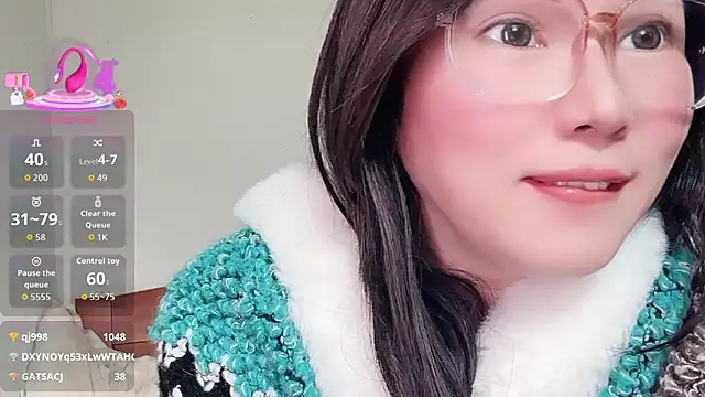 LIQINQIN-77 online show from 12/13/25, 07:53