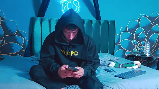 Snapshot of MagnusKnight_ chatting on 01/09/26, 12:08 MagnusKnight online show from 01/09/26, 12:08