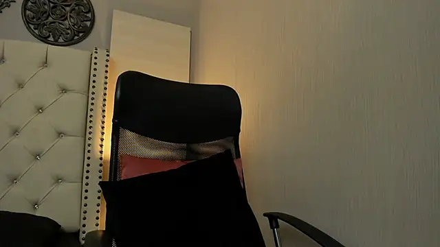 Snapshot of AndreGill chatting on 01/05/26, 05:27 AndreGill online show from 01/05/26, 05:27