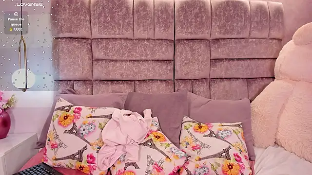 miaa quinn online show from 03/04/26, 04:51