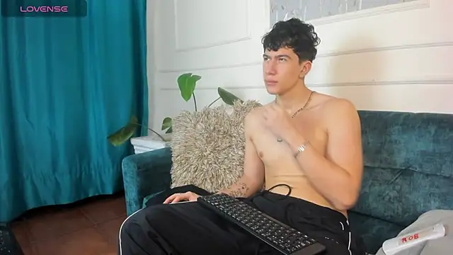 Criss Adams online show from 03/13/26, 02:18