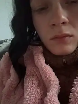 Snapshot of dein_traumchen chatting on 03/21/26, 05:56 dein traumchen online show from 03/21/26, 05:56