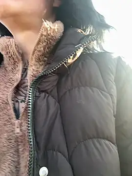 Snapshot of dein_traumchen chatting on 03/22/26, 04:10 dein traumchen online show from 03/22/26, 04:10