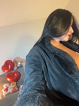 Lena-Williamss online show from 02/15/26, 04:09