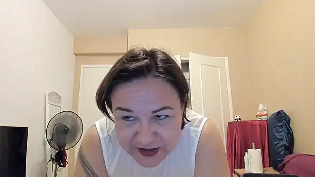tantriquegirl06 online show from 06/21/26, 07:38