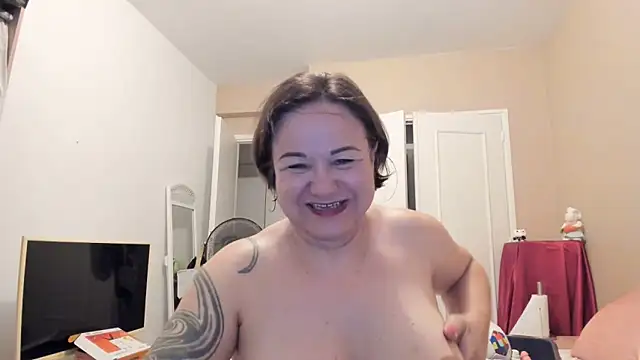 tantriquegirl06 online show from 06/27/26, 06:35