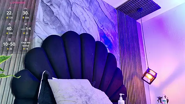 Snapshot of vicky_lopez chatting on 01/12/26, 11:54 vicky lopez online show from 01/12/26, 11:54