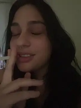 Snapshot of pudizinhaa_ chatting on 04/23/26, 01:02 pudizinhaa online show from 04/23/26, 01:02
