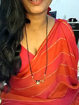 Snapshot of Rachu_love chatting on 12/16/25, 11:48 Rachu love online show from 12/16/25, 11:48