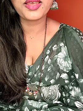 Snapshot of Rachu_love chatting on 02/04/26, 07:03 Rachu love online show from 02/04/26, 07:03