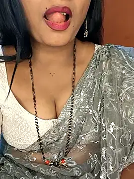 Snapshot of Rachu_love chatting on 02/05/26, 04:55 Rachu love online show from 02/05/26, 04:55