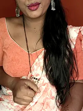 Snapshot of Rachu_love chatting on 02/14/26, 06:21 Rachu love online show from 02/14/26, 06:21