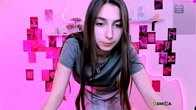 mila firee online show from 05/07/26, 09:03