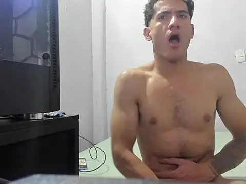 Snapshot of jhonduglas chatting on 12/16/25, 04:28 jhonduglas online show from 12/16/25, 04:28