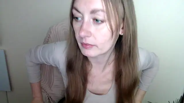 LiaSeass  online show from 04/28/26, 12:21