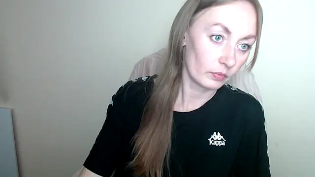 LiaSeass  online show from 05/06/26, 11:59