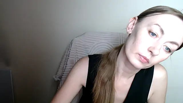 Snapshot of LiaSeass_ chatting on 06/26/26, 11:58 LiaSeass online show from 06/26/26, 11:58