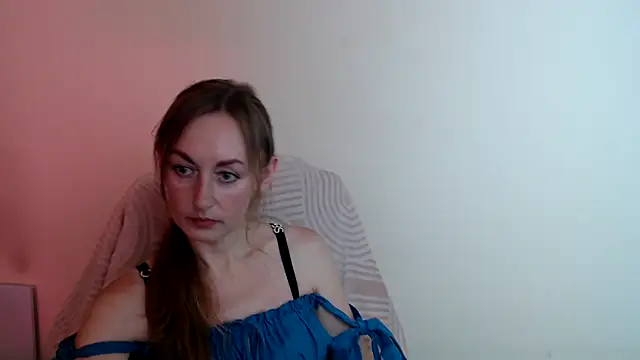 Snapshot of LiaSeass_ chatting on 06/28/26, 12:33 LiaSeass online show from 06/28/26, 12:33