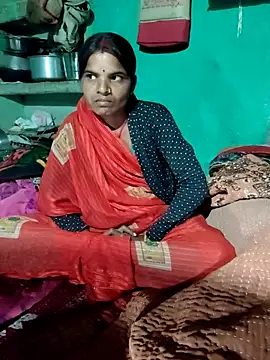 puja45632 online show from 12/14/25, 04:45