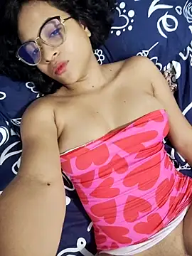 Snapshot of DAFNNEE_HOT chatting on 04/07/26, 04:07 DAFNNEE HOT online show from 04/07/26, 04:07