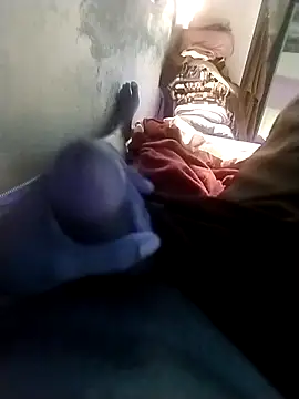 Snapshot of kaspzl chatting on 02/17/26, 12:01 kaspzl online show from 02/17/26, 12:01