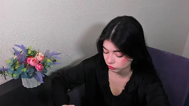 Snapshot of LisaColee chatting on 05/02/26, 07:02 LisaColee online show from 05/02/26, 07:02