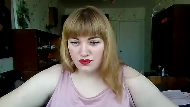 Snapshot of swett_girll chatting on 02/14/26, 11:51 swett girll online show from 02/14/26, 11:51