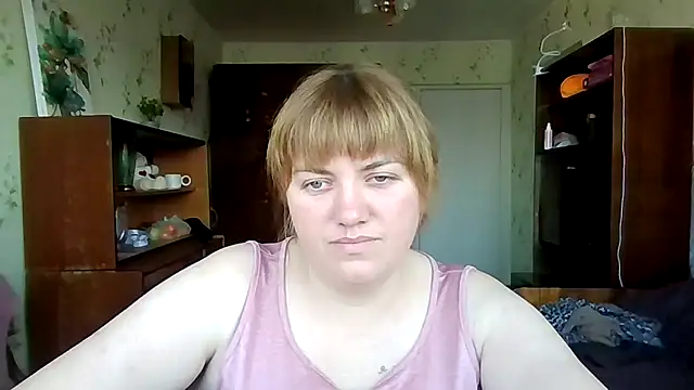 Snapshot of swett_girll chatting on 02/21/26, 12:39 swett girll online show from 02/21/26, 12:39