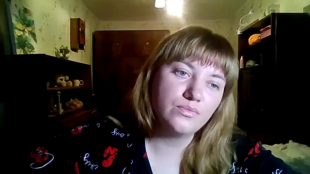 Snapshot of swett_girll chatting on 02/22/26, 05:00 swett girll online show from 02/22/26, 05:00