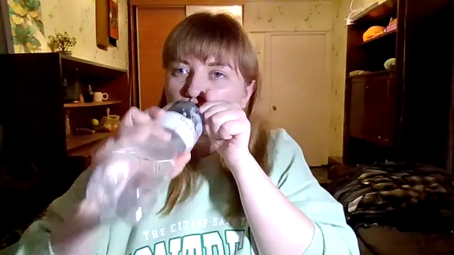 Snapshot of swett_girll chatting on 03/03/26, 05:19 swett girll online show from 03/03/26, 05:19