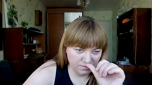 Snapshot of swett_girll chatting on 03/04/26, 10:32 swett girll online show from 03/04/26, 10:32