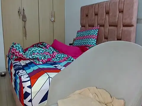 vanessa hot69  online show from 01/18/26, 05:33