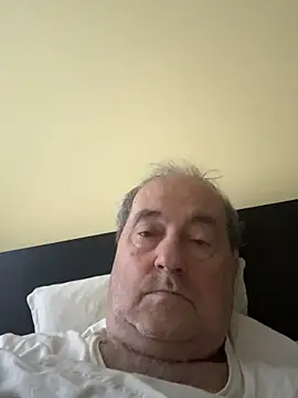 Snapshot of csikar chatting on 06/16/26, 04:48 csikar online show from 06/16/26, 04:48