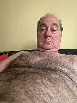 Snapshot of csikar chatting on 06/17/26, 05:32 csikar online show from 06/17/26, 05:32