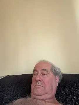 Snapshot of csikar chatting on 07/28/26, 11:17 csikar online show from 07/28/26, 11:17