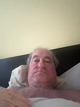 Snapshot of csikar chatting on 07/30/26, 04:55 csikar online show from 07/30/26, 04:55