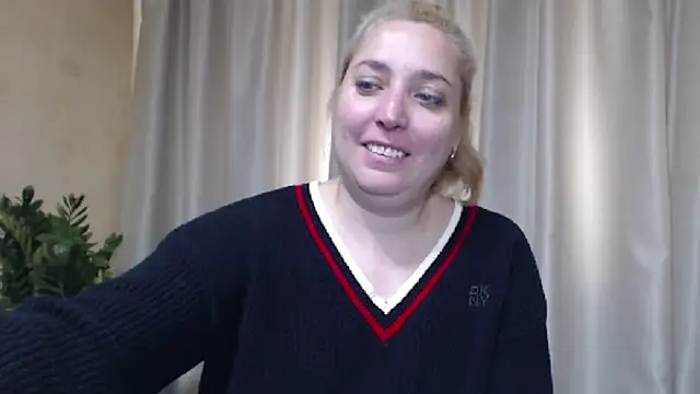 sweetpussy13 online show from 05/15/26, 07:04