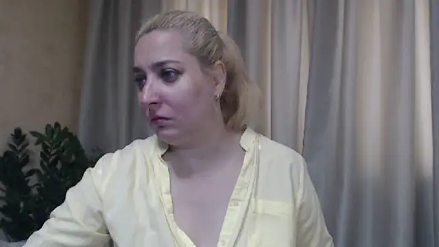 sweetpussy13 online show from 06/18/26, 05:41