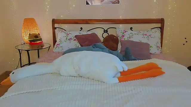miya soft online show from 05/17/26, 01:36