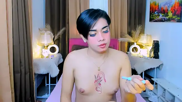 Snapshot of demsayhollywood555 chatting on 12/16/25, 05:56 demsayhollywood555 online show from 12/16/25, 05:56