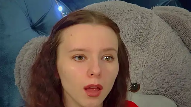 ArinaKubrick online show from 12/16/25, 04:56