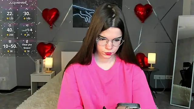 Snapshot of miss__evelyne chatting on 02/12/26, 01:00 miss evelyne online show from 02/12/26, 01:00