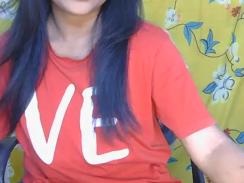 Snapshot of Cristina_love69 chatting on 03/12/26, 02:56 Cristina love69 online show from 03/12/26, 02:56