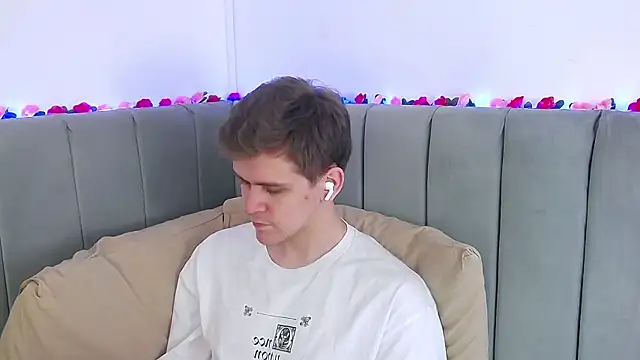 NickJohnas online show from 02/21/26, 03:40