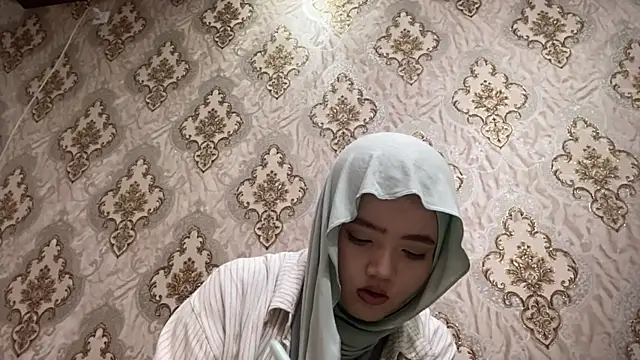 Snapshot of Katepleaurxo chatting on 01/12/26, 12:10 Katepleaurxo online show from 01/12/26, 12:10